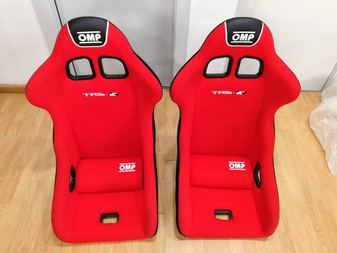 FIA pair of seats OMP TRS E Red