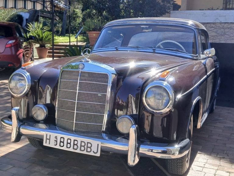 MERCEDES 220 S  PONTON COUPE