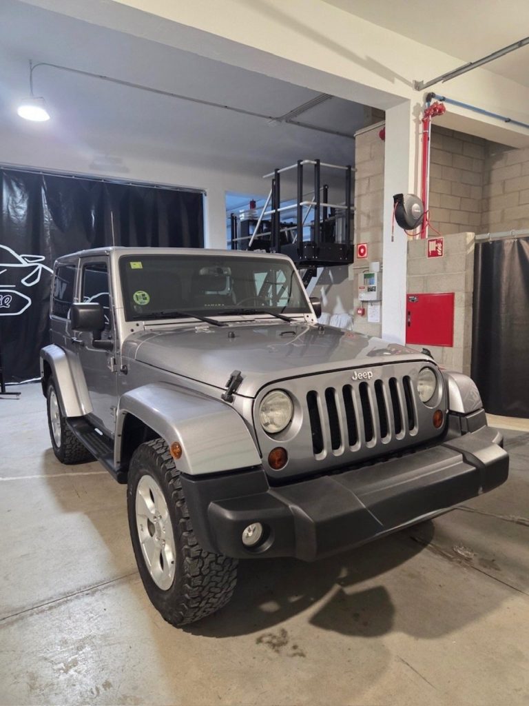 JEEP WRANGLER 3 PUERTAS SAHARA CONVERTIBLE