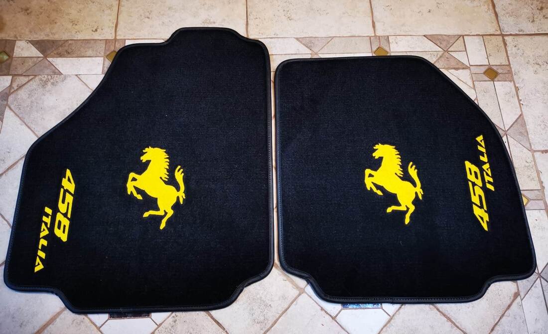 22595 Floor Mat Set Ferrari 599 - Image 1