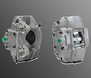 Fiat 124 Abarth Group 4, 131 Abarth Group 4 front brake calipers
