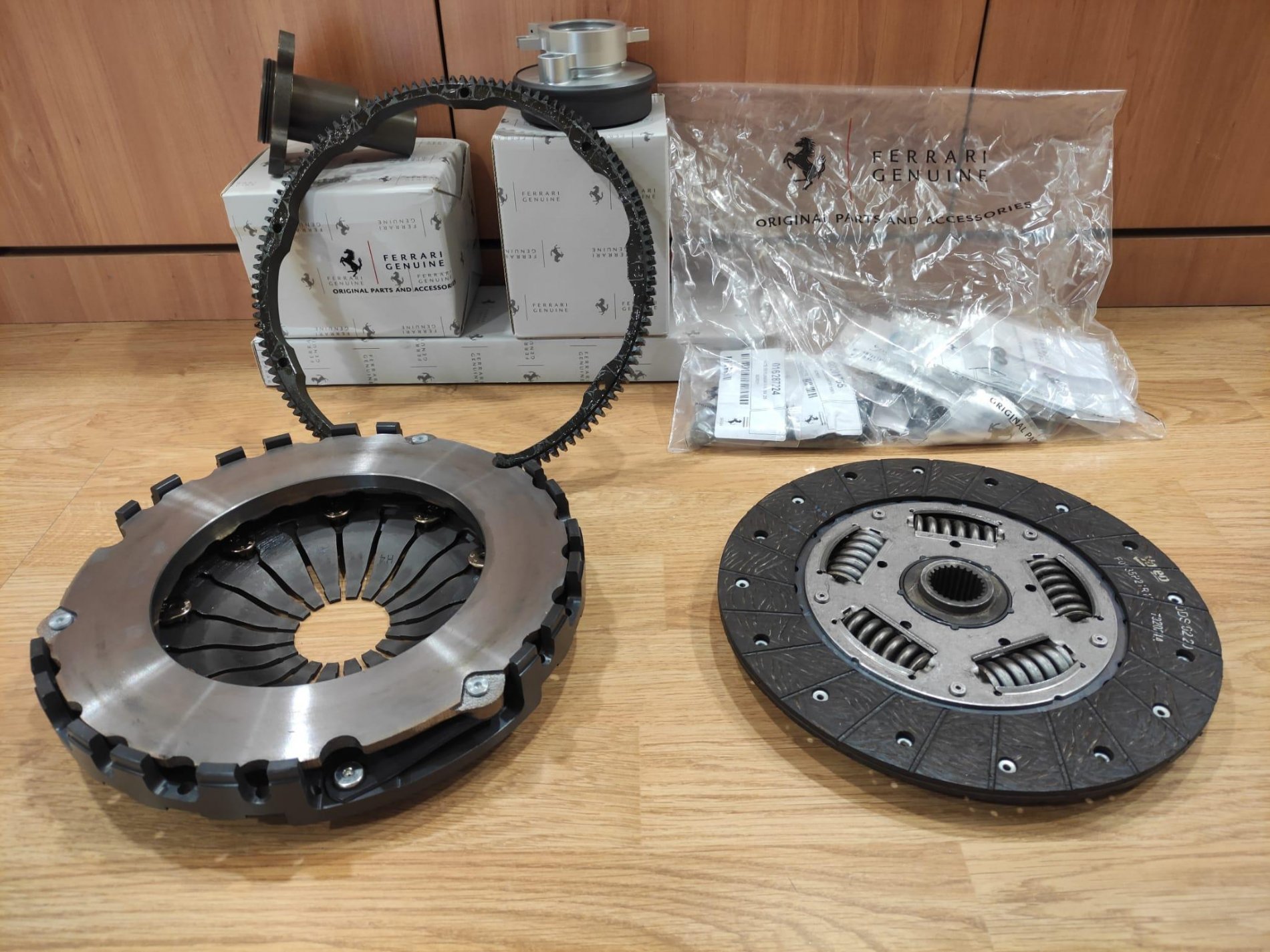 999999999999999999-5 Clutch Kit Ferrari 360 F1 Gearbox - Image 1