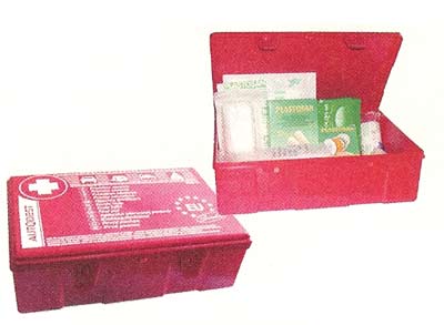 Estuche de primeros auxilios First aid kit - Image 1