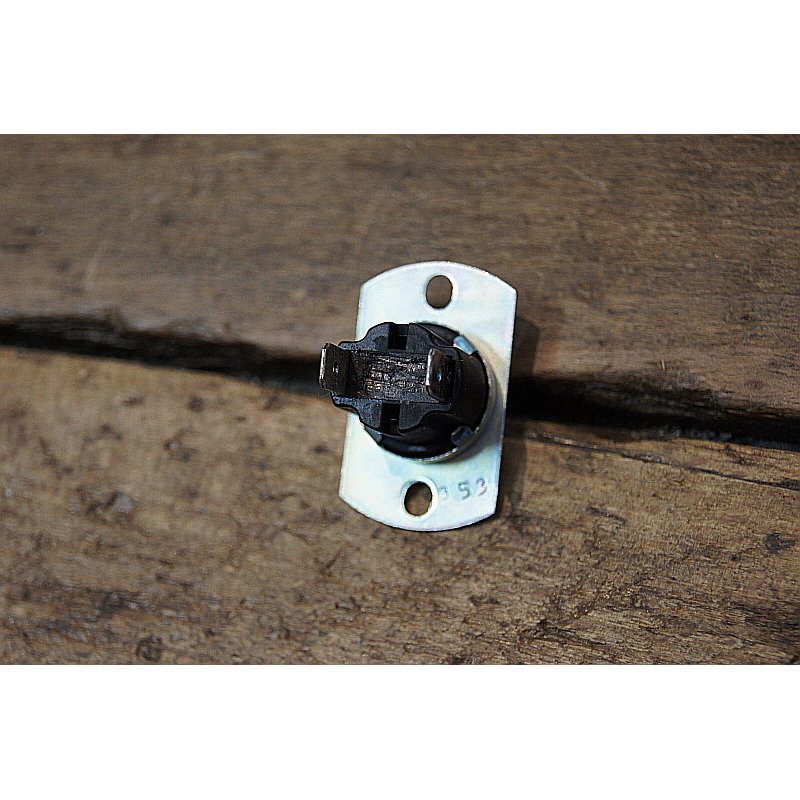 Interruptor de puerta Mercedes 190 SL y Ponton Mercedes 190 SL and Ponton door switch - Image 1