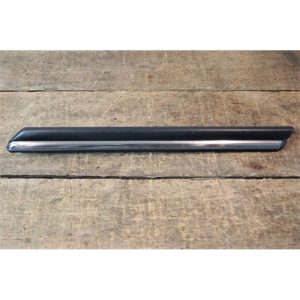 Right Front Wing Trim Mercedes W107 SL/SLC