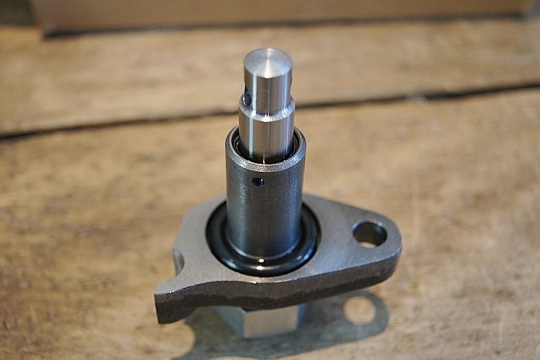 m121-chain-tensioner-1 Tensor cadena distribucion Mercedes M121 M115 190SL ,190,b W110 W115 - Imagen 1