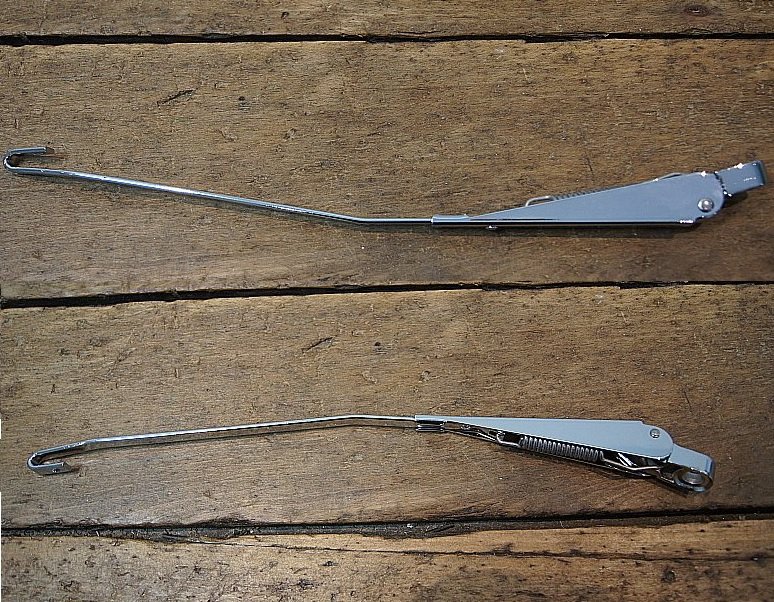 Par brazos limpiaparabrisas Mercedes W110-111-112-113 Pair of wiper arms Mercedes W110-111-112-113 - Image 1