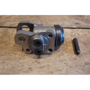 Front Left Brake Wheel Cylinder Mercedes 190SL Ponton 28.57mm from Chassis 012835 (Repro)